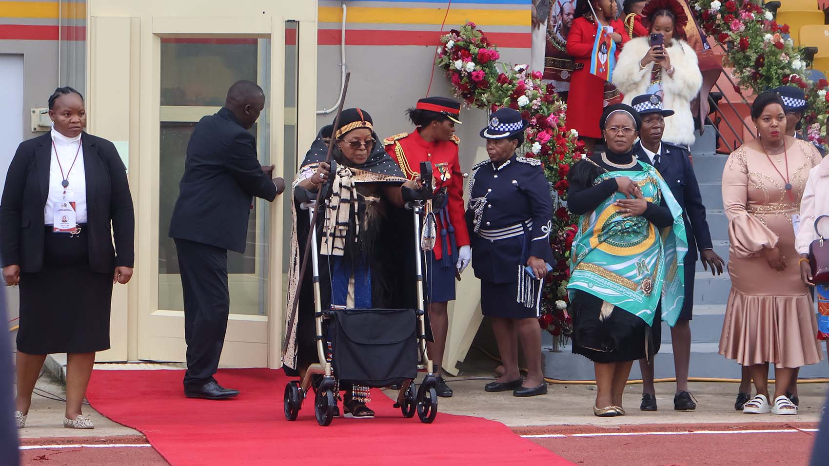 Her Majesty the Queen Mother arriving.